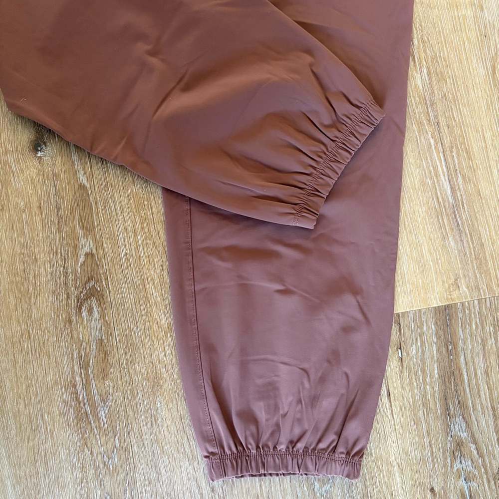 Vuori Miles Jogger - Picture 3 of 5
